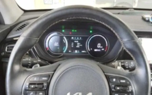 인천중고차시세표가격 니로 플러스 EV 에어 매물 사진 2 - 2022/07 65,000km
